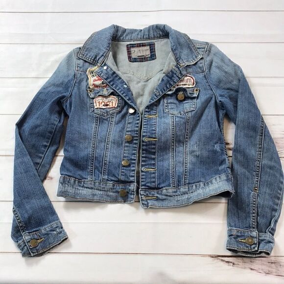 2.1 Denim Jean Patch Jacket - Picture 1 of 10